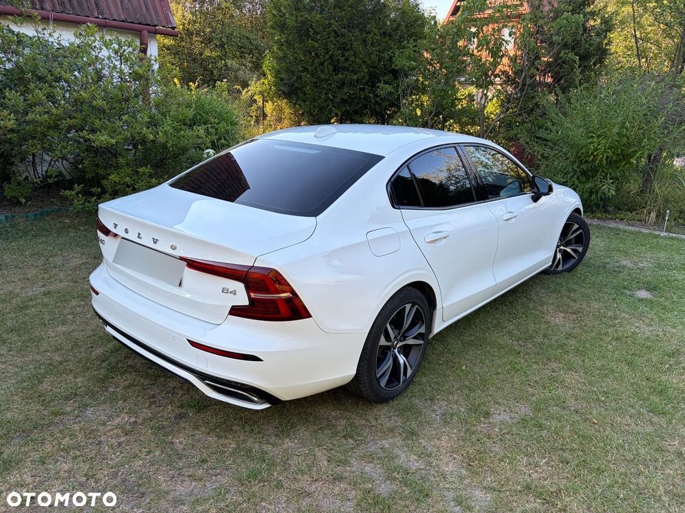 Volvo S60 B4 B R-Design - 11