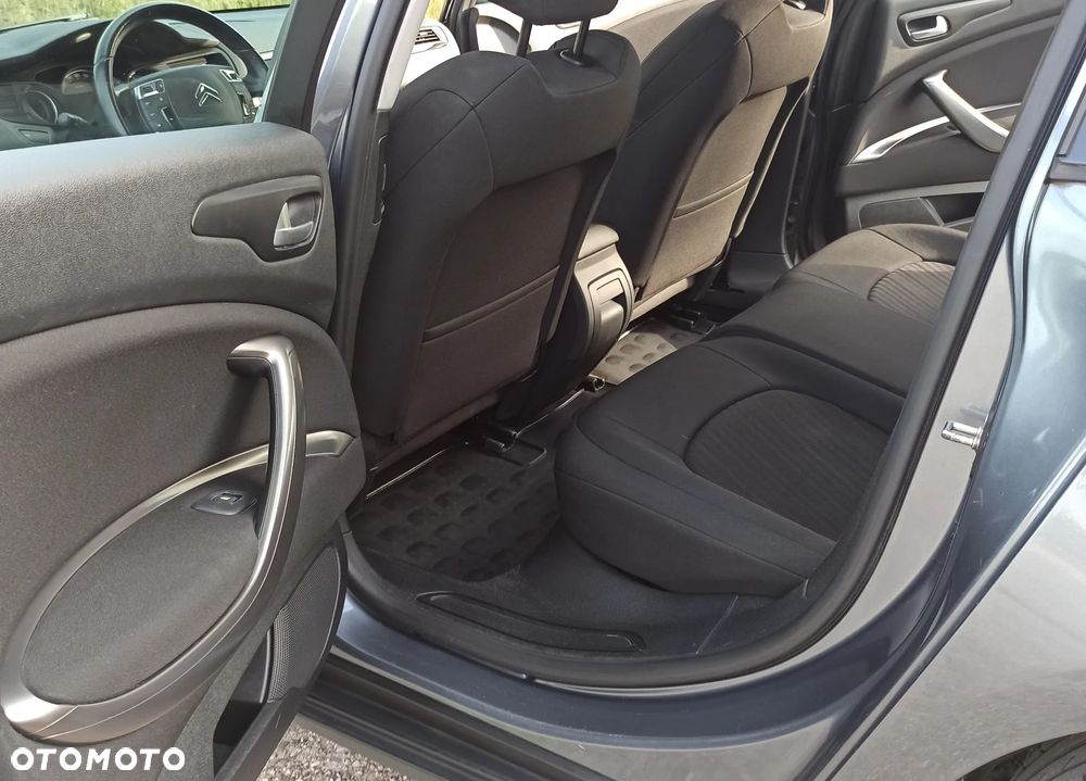 Citroën C5 2.0 16V Confort - 13