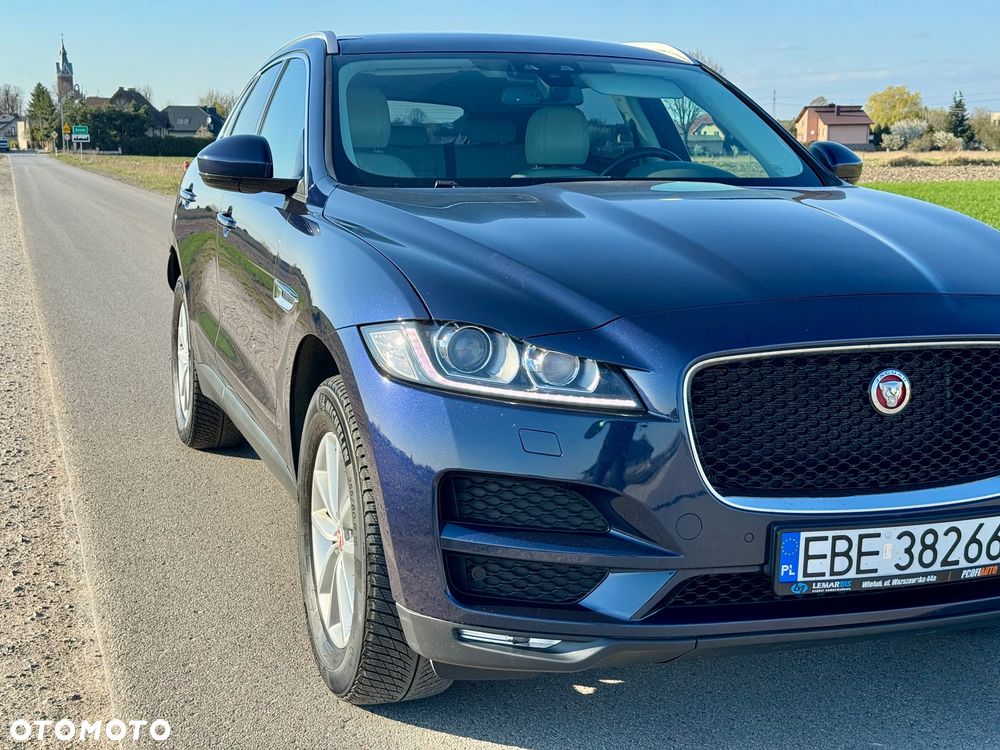 Jaguar F-Pace 20d AWD Pure - 2