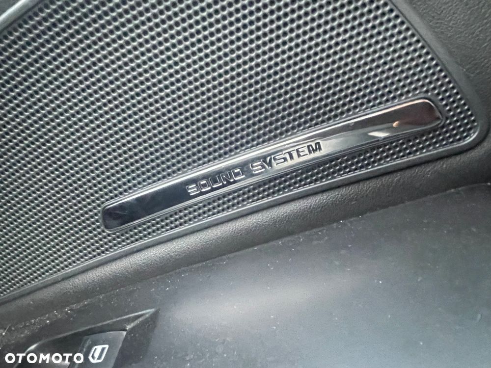 Skoda Superb 2.0 TDI Elegance - 26