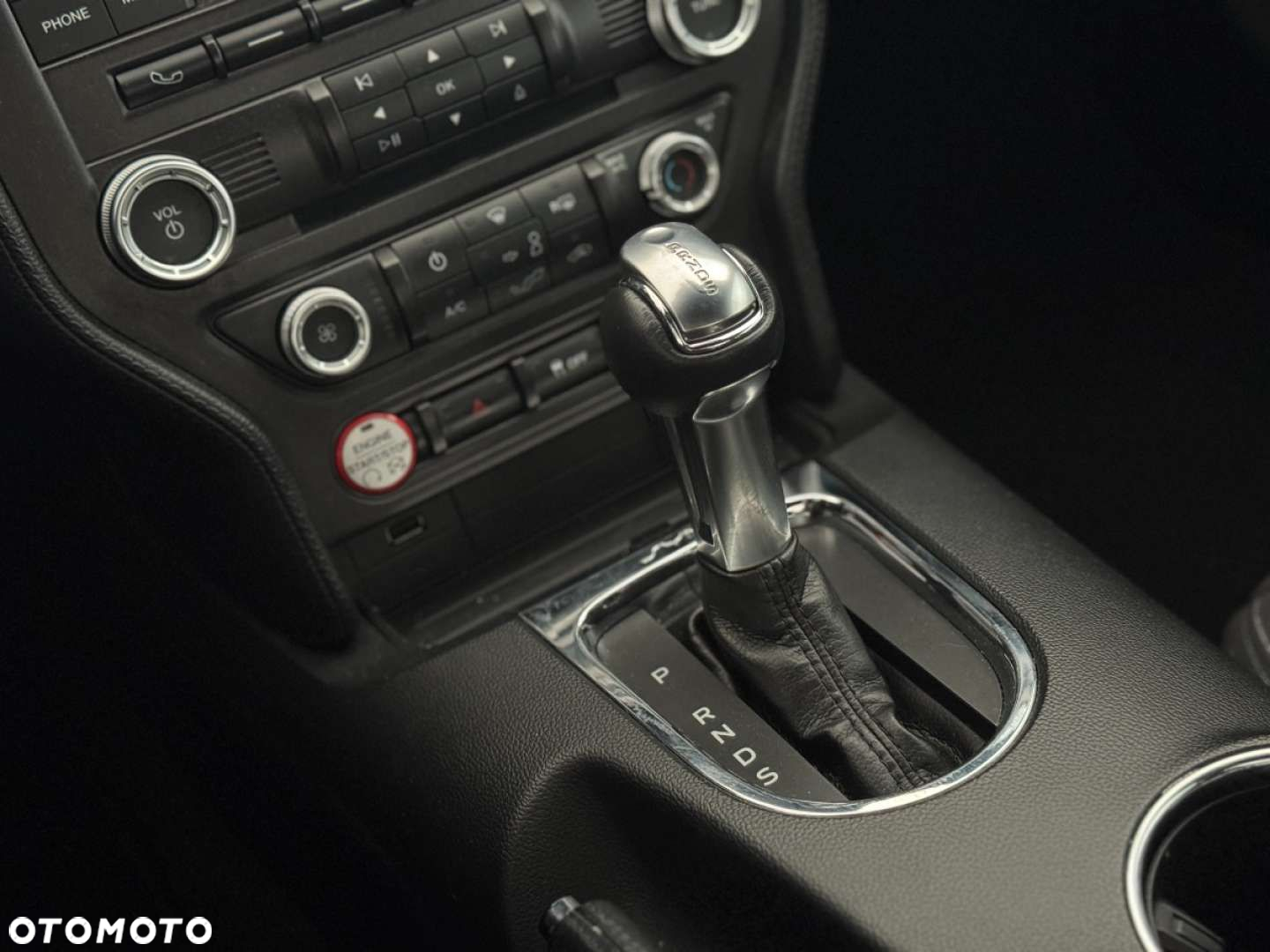 Ford Mustang - 29