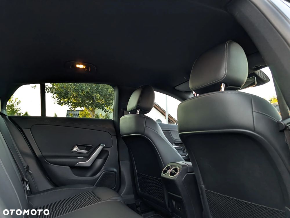 Mercedes-Benz CLA 200 d Progressive 8G-DCT - 10
