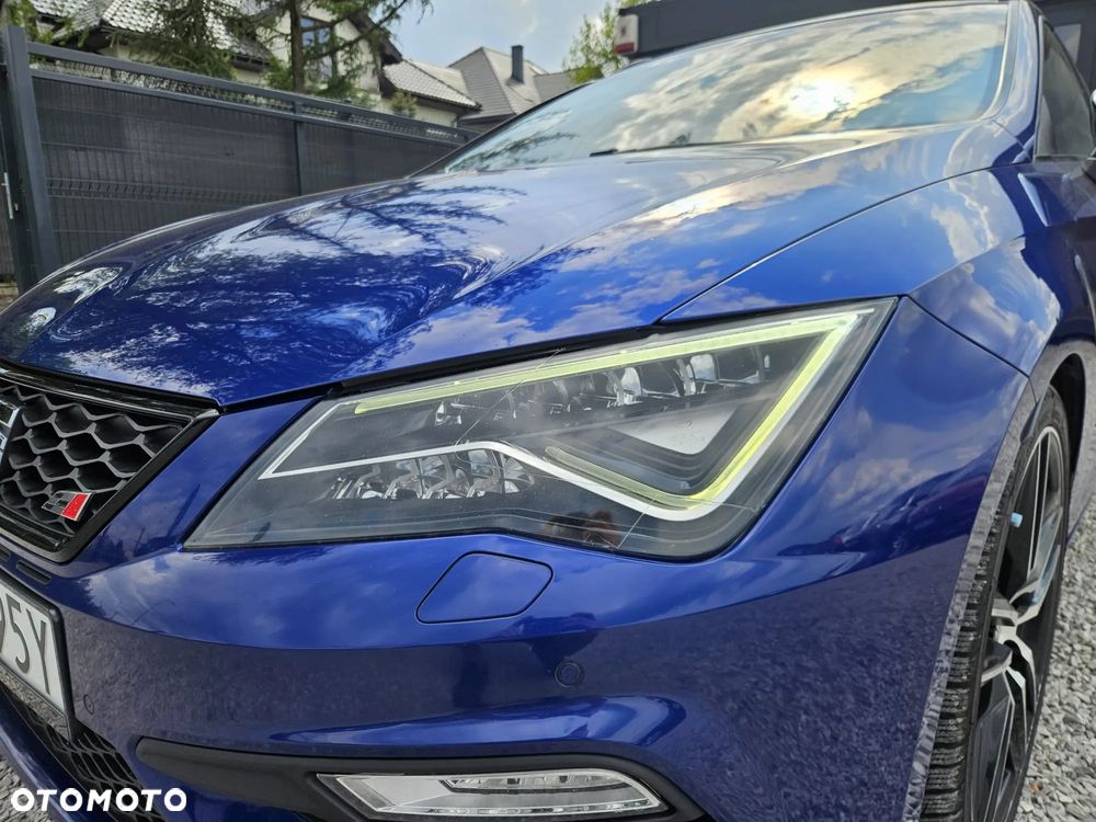 Seat Leon Sportstourer 2.0 TSI Start&Stop 4Drive DSG Cupra 300 - 2
