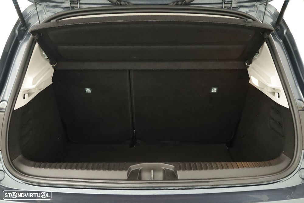 Renault Clio 1.0 TCe Limited - 23