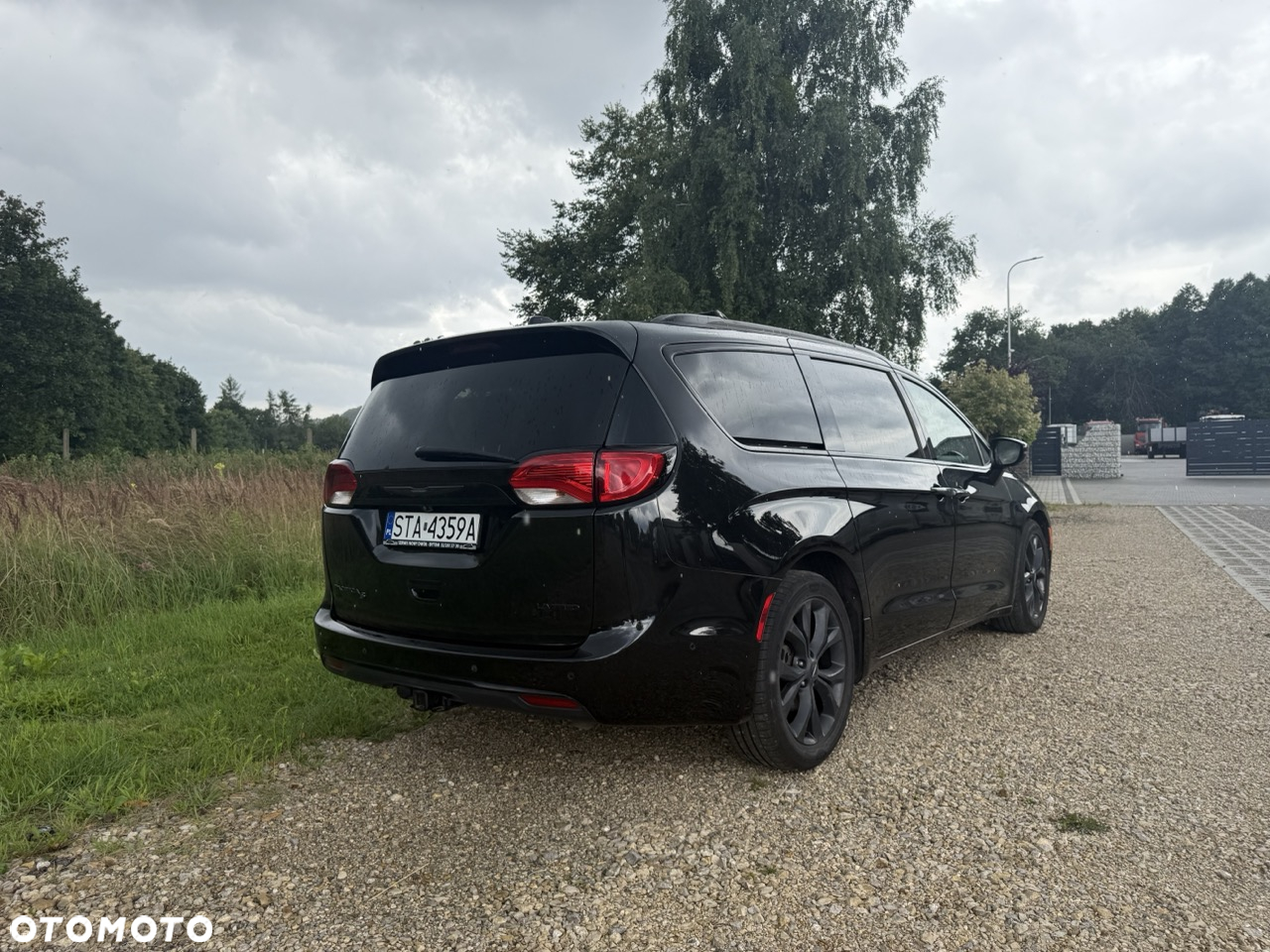 Chrysler Pacifica - 3