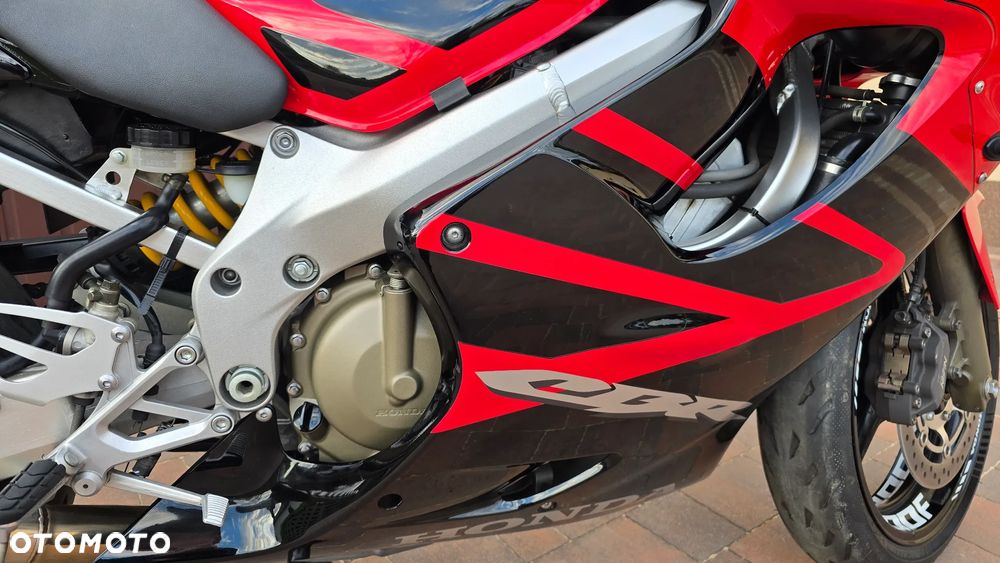 Honda CBR - 11
