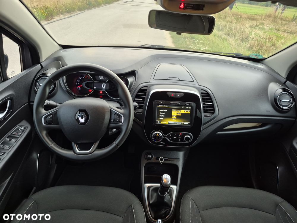 Renault Captur - 19