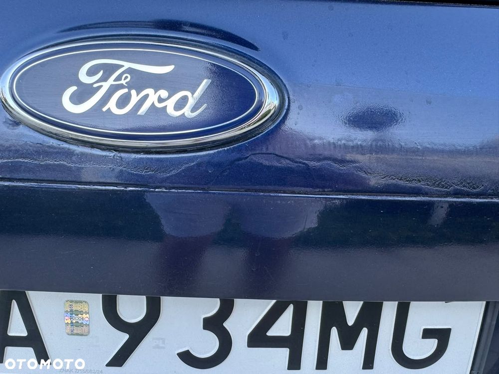 Ford Mondeo - 22