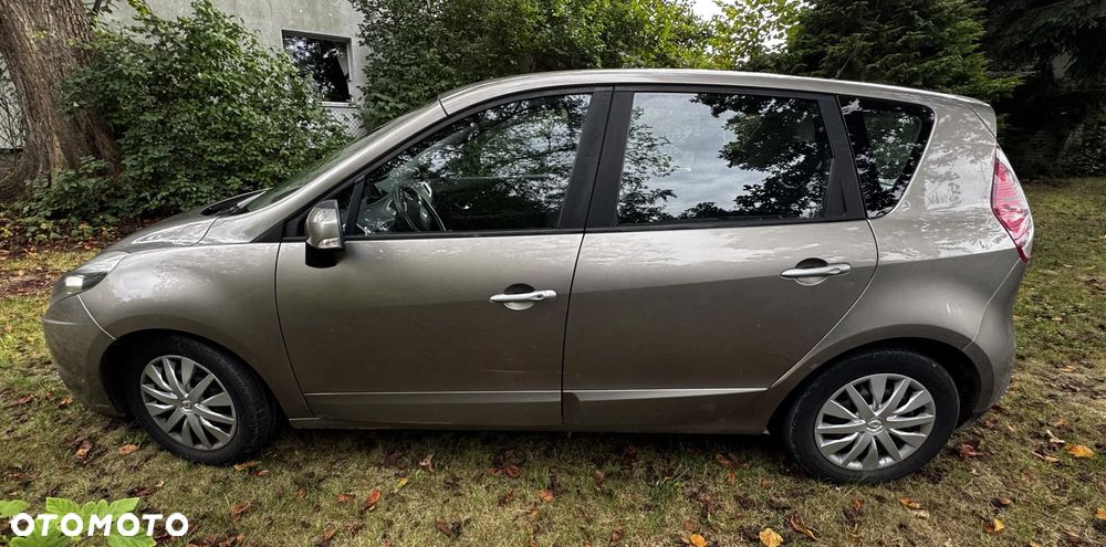 Renault Scenic 1.4 16V TCE Expression - 8