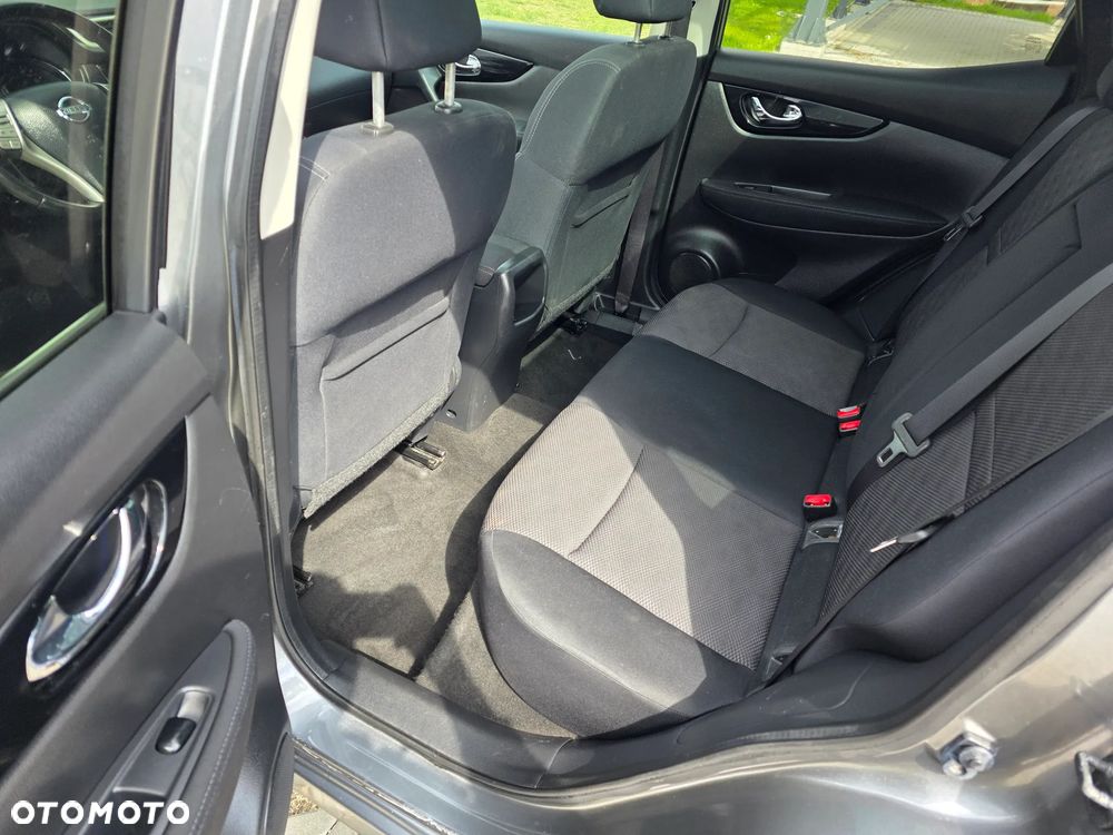 Nissan Qashqai 1.2 DIG-T N-Vision - 12