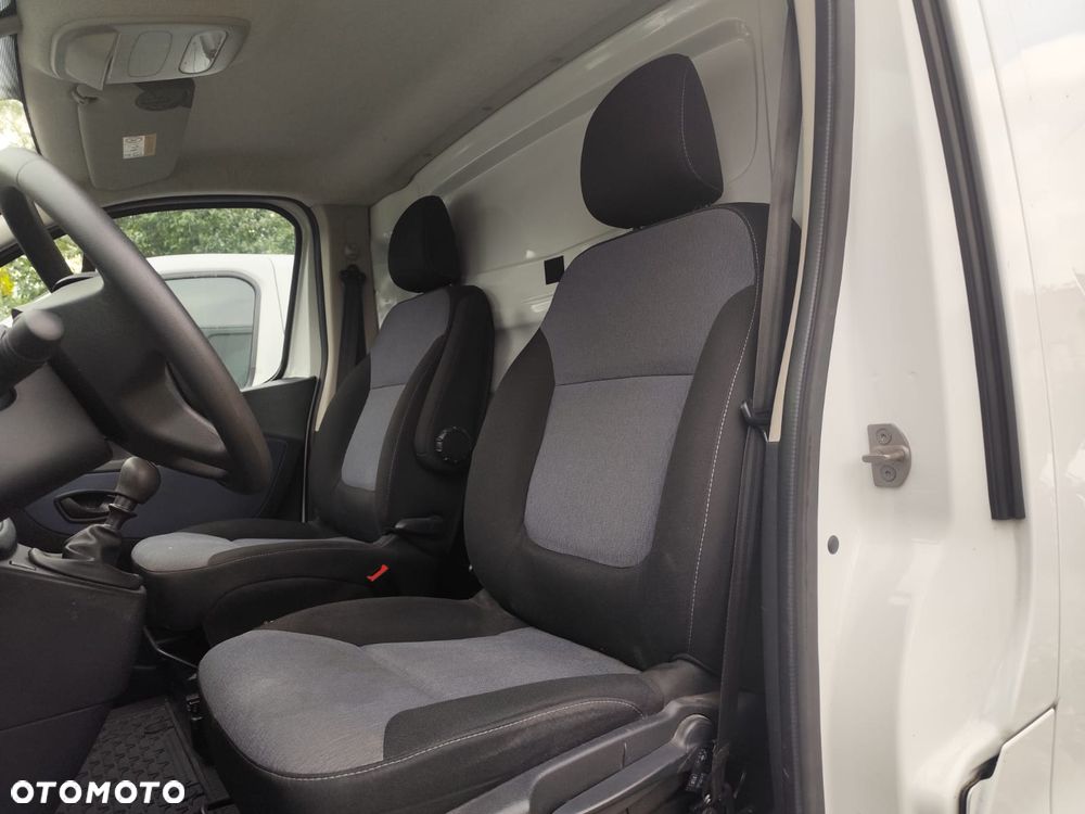 Opel VIVARO - 22