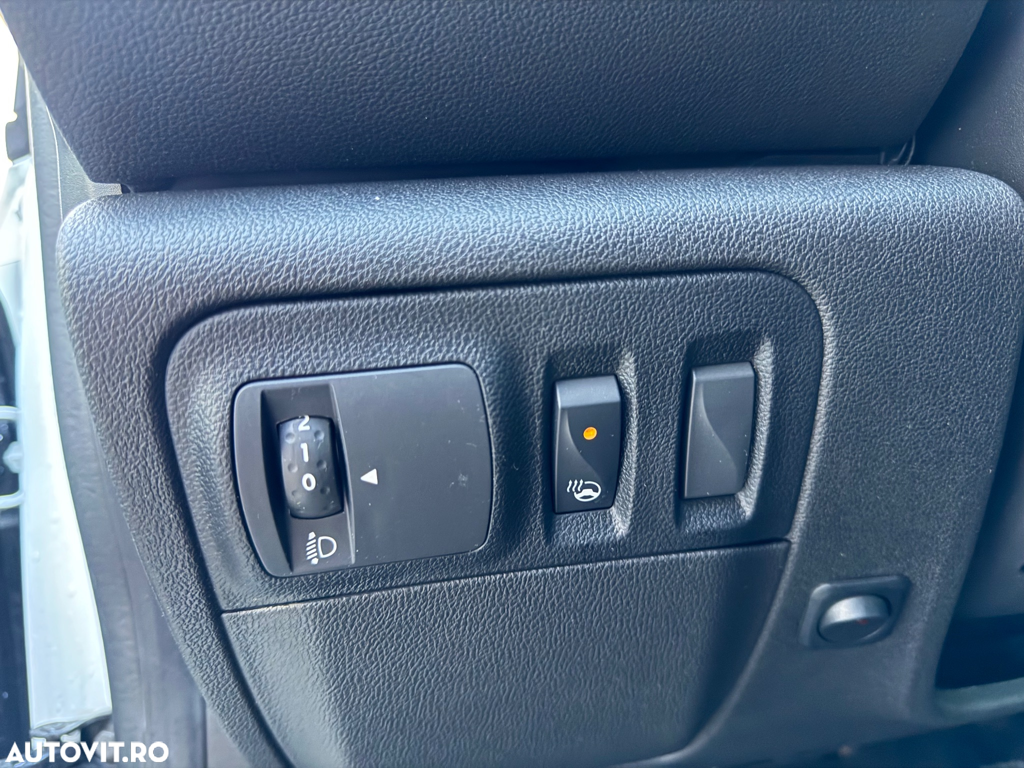 Renault Megane BLUE dCi 115 EDC BOSE EDITION - 20
