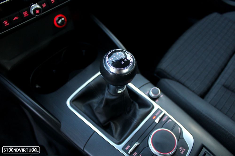 Audi A3 Limousine 1.6 TDI ultra Attraction - 12