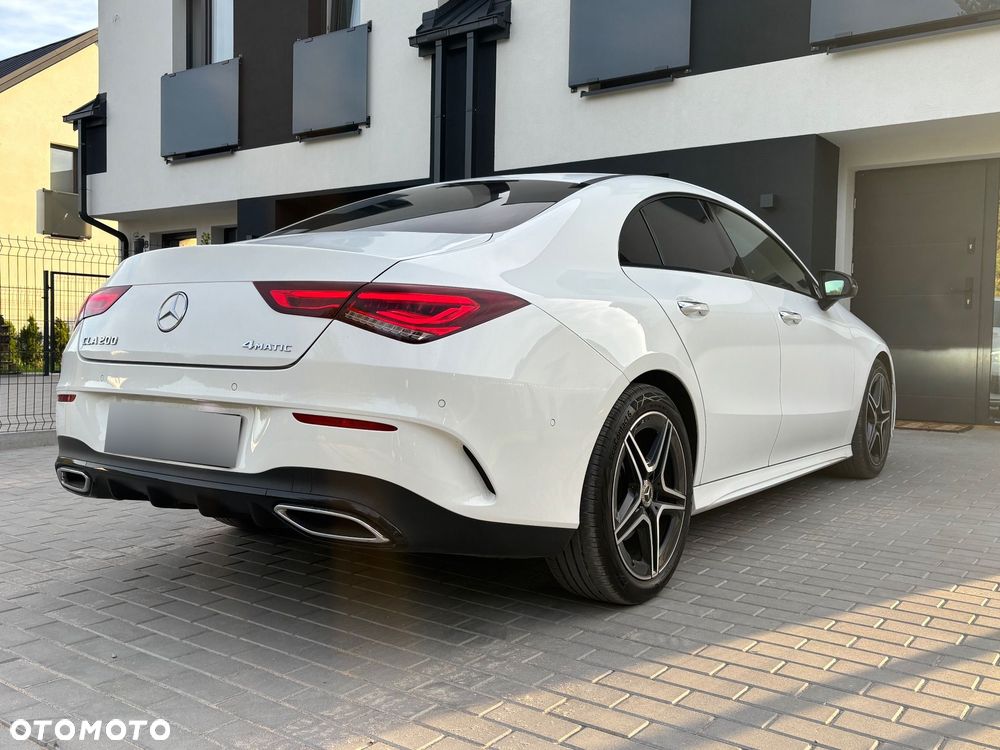 Mercedes-Benz CLA 200 4-Matic AMG Line 8G-DCT - 4
