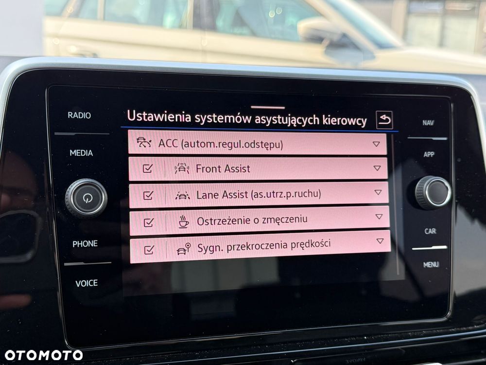 Volkswagen T-Roc 1.5 TSI R-Line DSG - 27