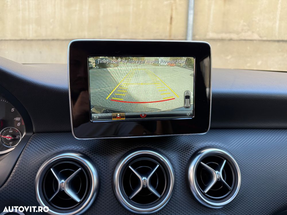 Mercedes-Benz A 200 CDI 4Matic 7G-DCT - 15
