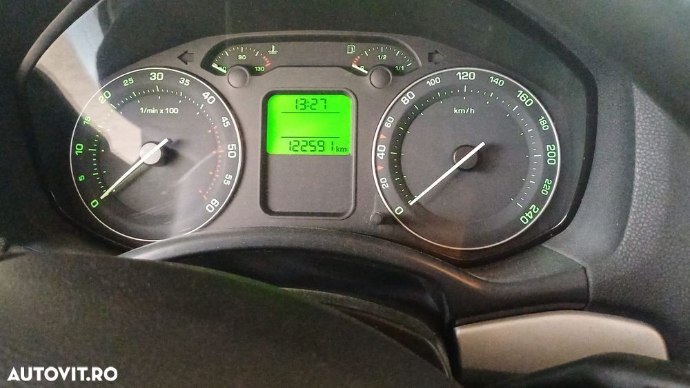 Skoda Octavia - 7