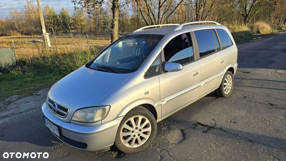 Opel Zafira - 1