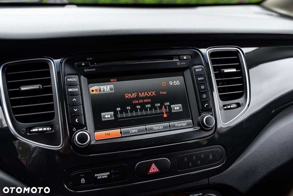 Kia Carens 1.7 CRDi M 7os - 34