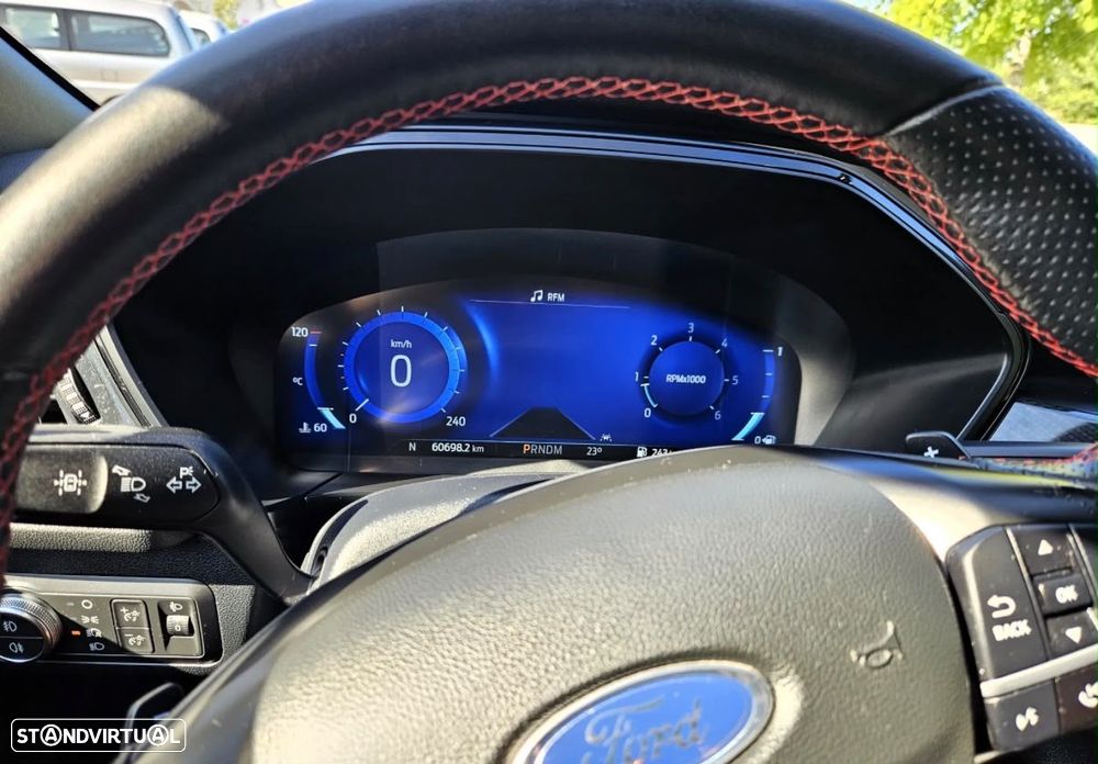 Ford Kuga - 8