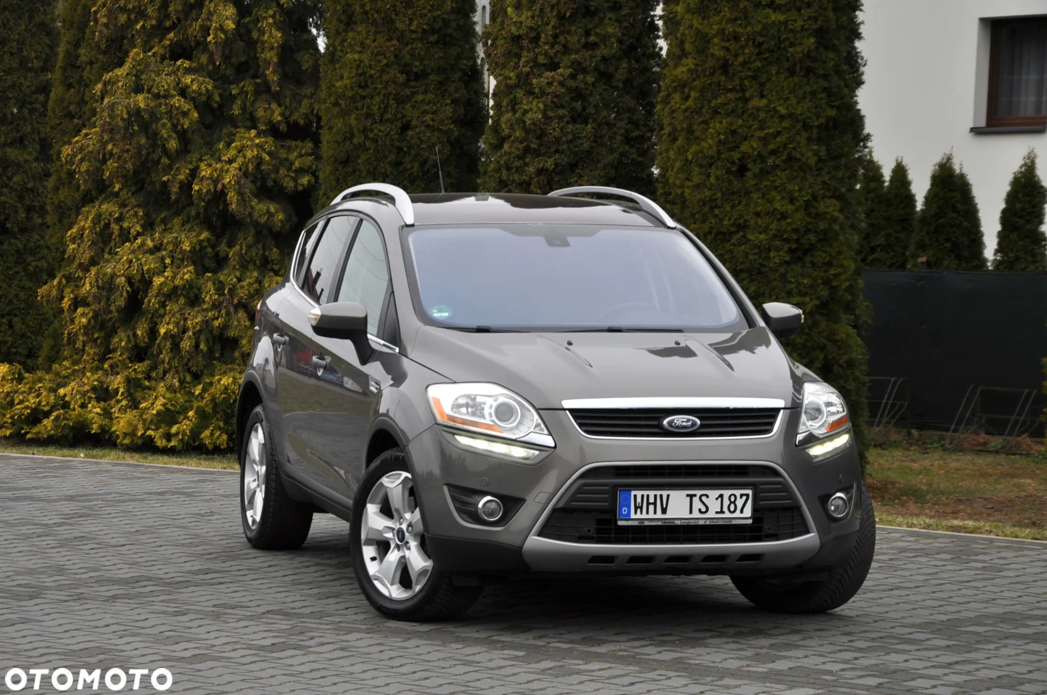 Ford Kuga 2.0 TDCi 4x4 Titanium - 4