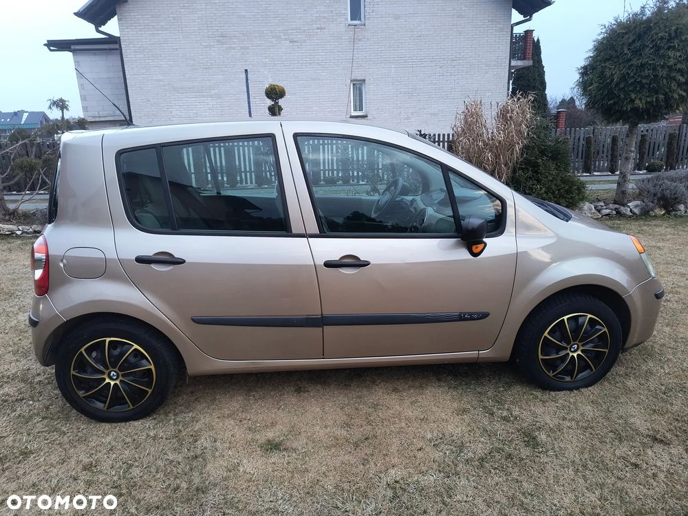 Renault Modus 1.4 16V Alize - 3