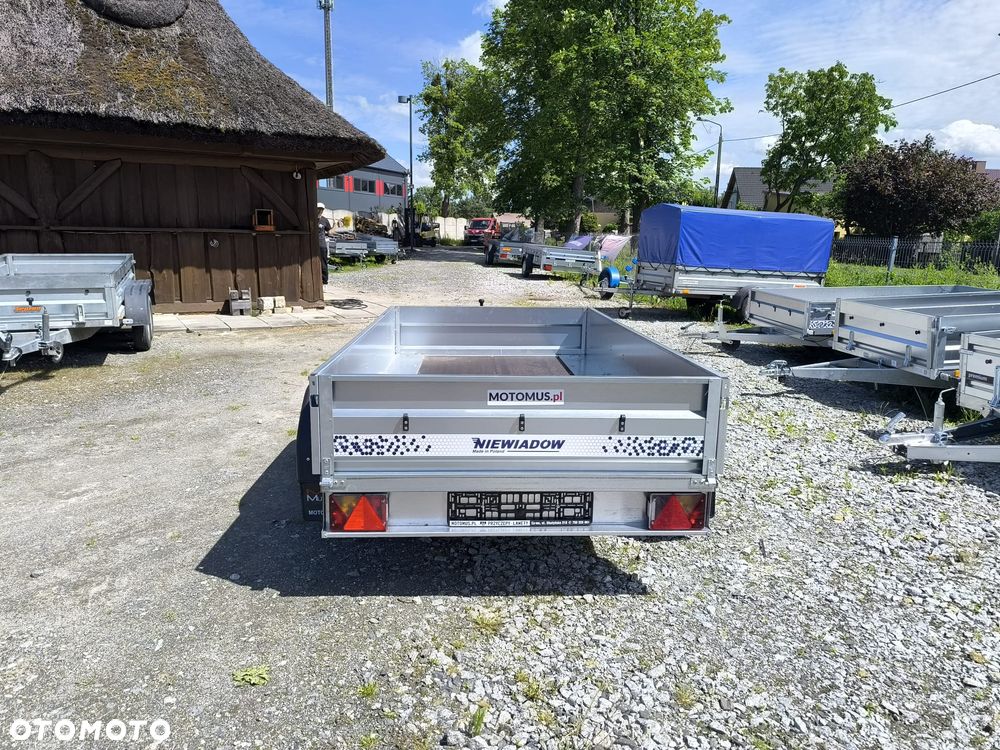 Niewiadów Przyczepa Niewiadów N426T 260x138x35cm 2 oś 750kg burty boczne 2mm Kraków MOTOMUS - 6