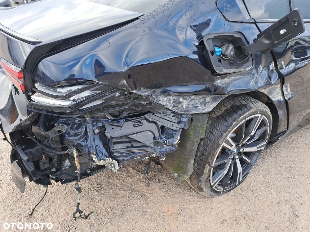 BMW Seria 5 520d xDrive mHEV M Sport - 30