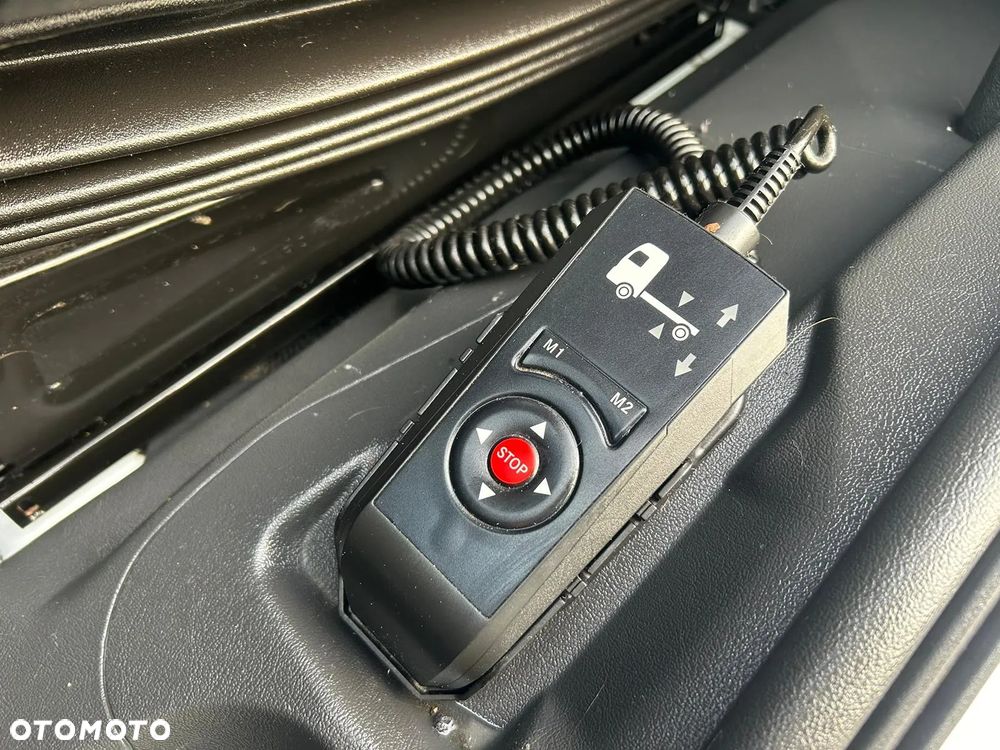 Mercedes-Benz Atego 1224 Kontener 14 palet + winda **6 cylindrów**KLIMA**Euro 6**Kamera**2017R** - 11