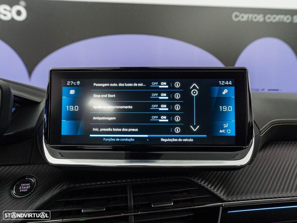 Peugeot 2008 1.2 PureTech GT - 28