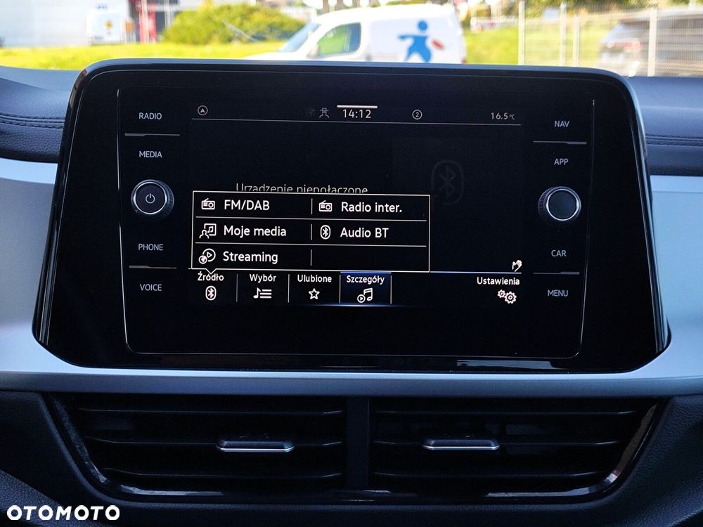 Volkswagen T-Roc - 26