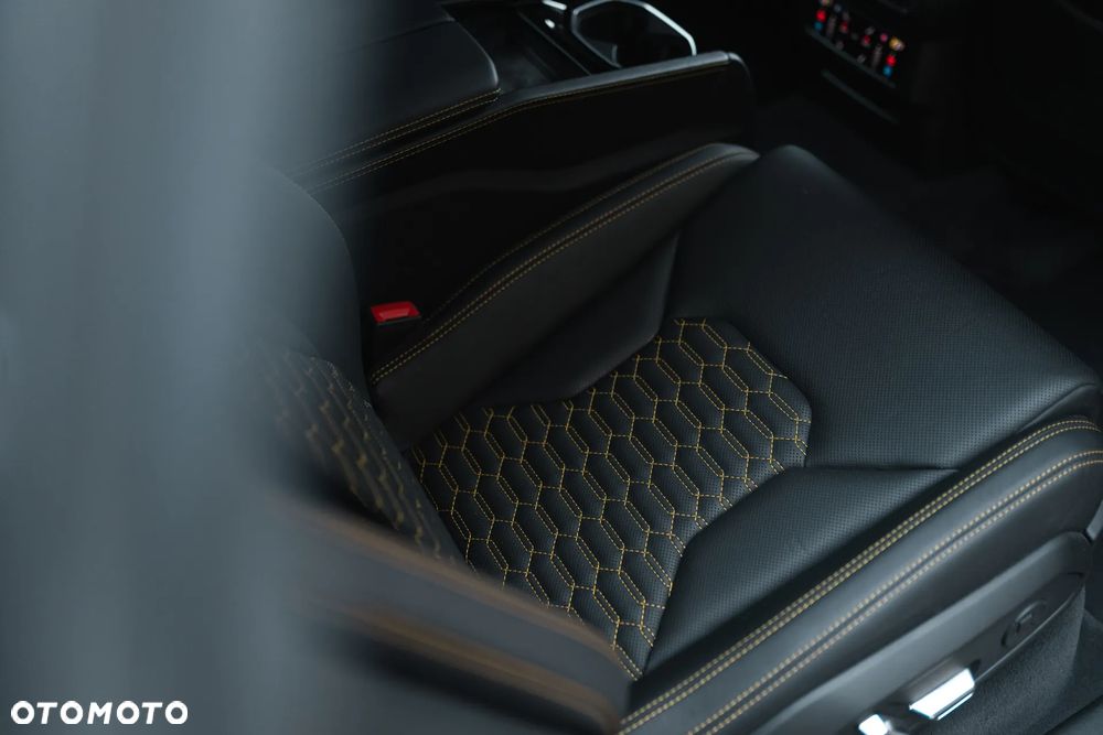 Lamborghini Urus Standard - 38