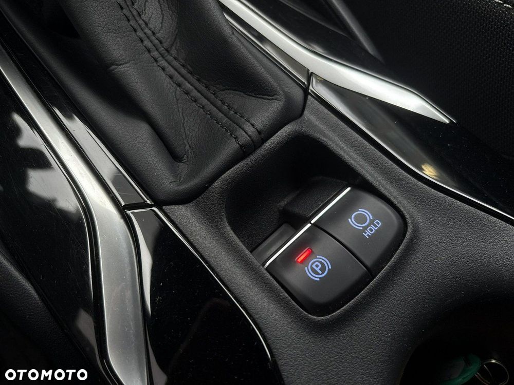 Toyota Corolla 2.0 Hybrid Comfort - 23