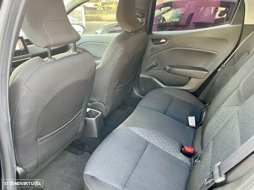 Renault Clio 1.0 TCe Techno Bi-Fuel - 10