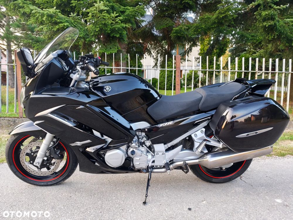 Yamaha FJR - 10