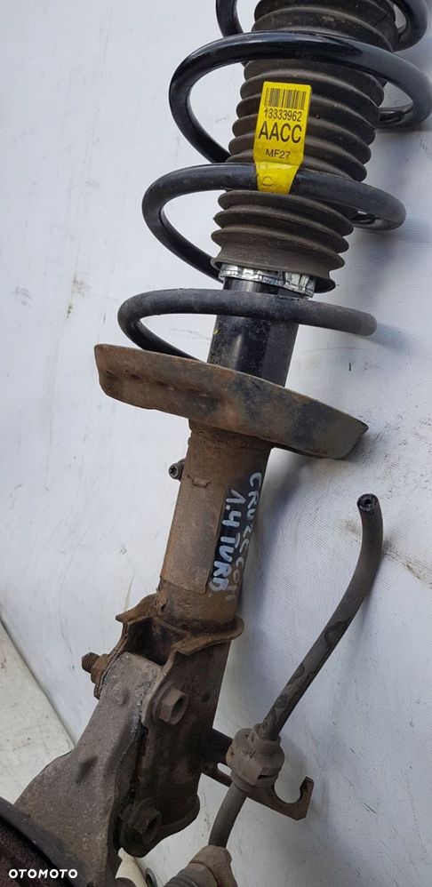 zwrotnica amortyzator prawa Chevrolet Cruze 1.4 T - 4