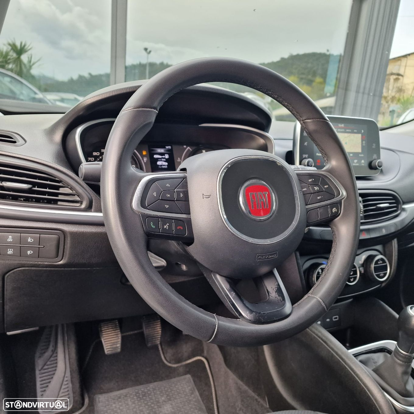 Fiat Tipo Station Wagon 1.3 M-Jet Lounge - 19