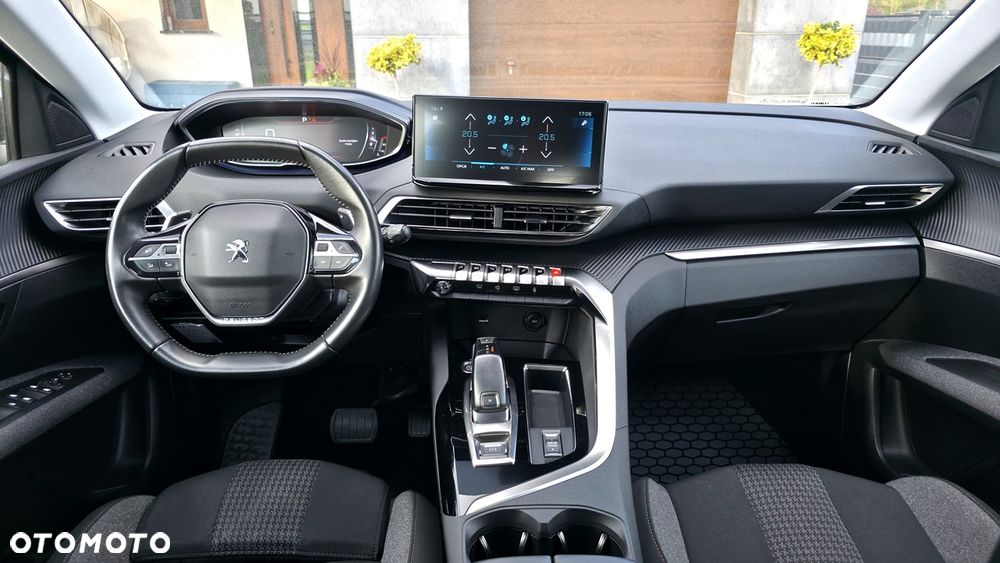 Peugeot 3008 1.2 PureTech Allure S&S EAT8 - 15