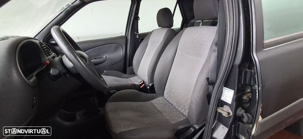 Ford Fiesta 1.25 Techno - 8