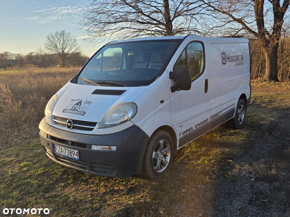 Opel Vivaro - 1