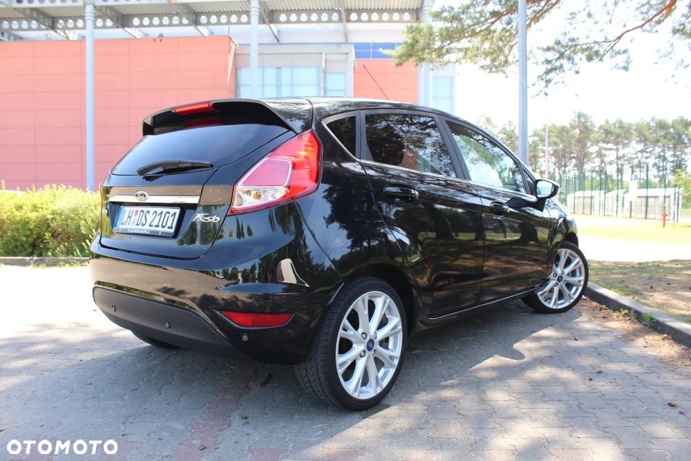 Ford Fiesta 1.0 EcoBoost Titanium - 18