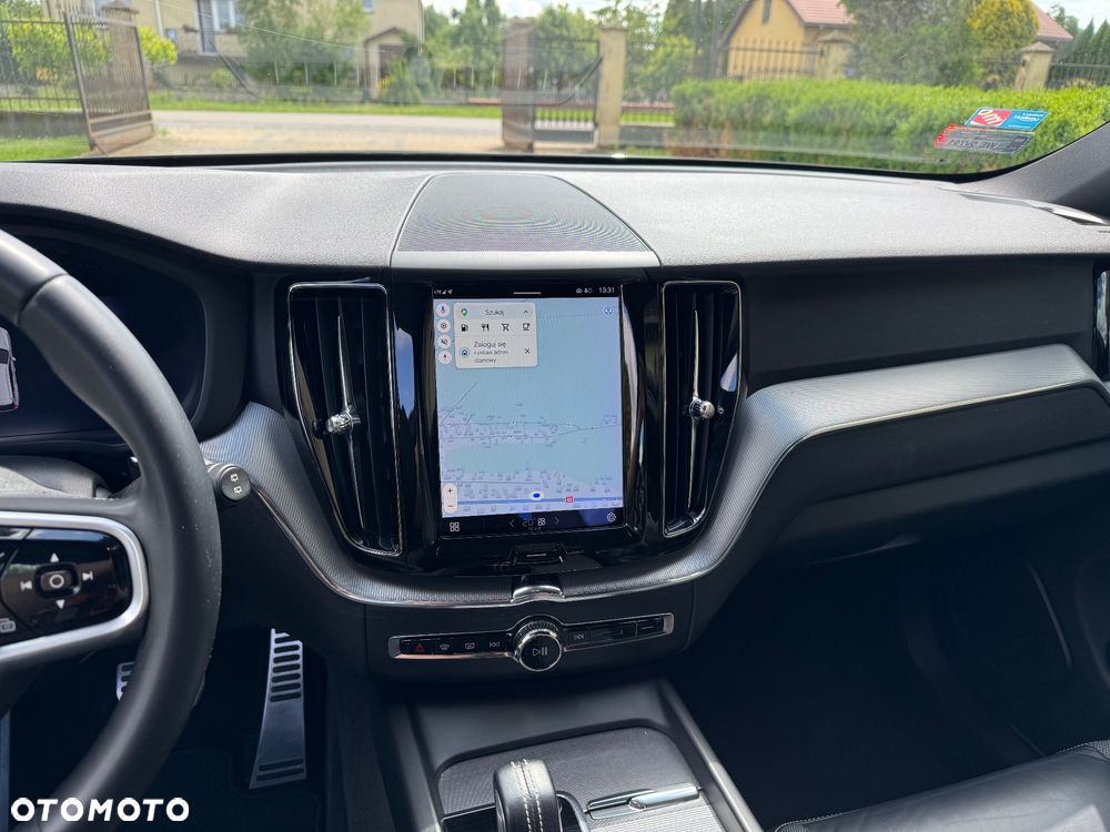 Volvo XC 60 B4 D R-Design - 19