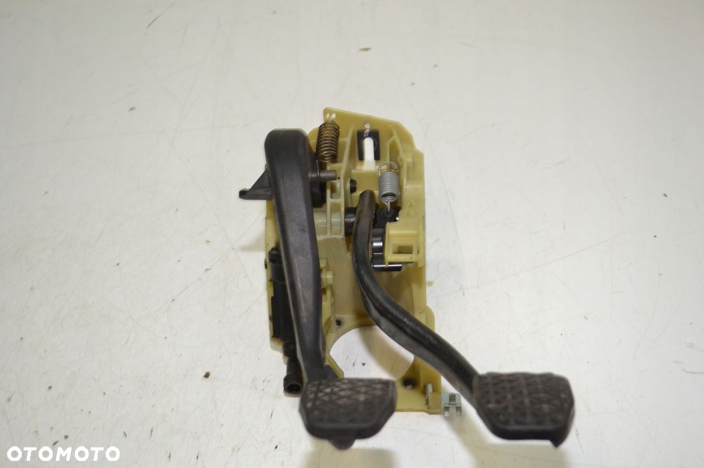 BMW E60 PEDAŁ HAMULCA SPRZĘGŁA 6769220 - 2