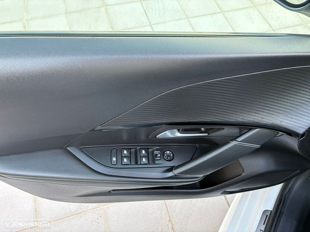 Peugeot 208 - 26