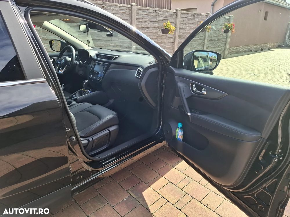 Nissan Qashqai 1.7 dCi Xtronic ALL-MODE 4x4i TEKNA - 29