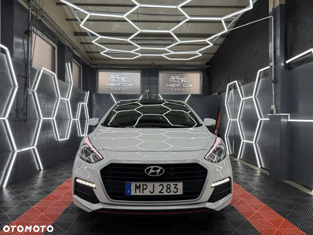 Hyundai i30 1.6 GDI Turbo Luxury - 7