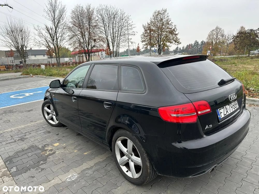 Audi A3 Sportback 1.6 TDI DPF Ambiente - 3