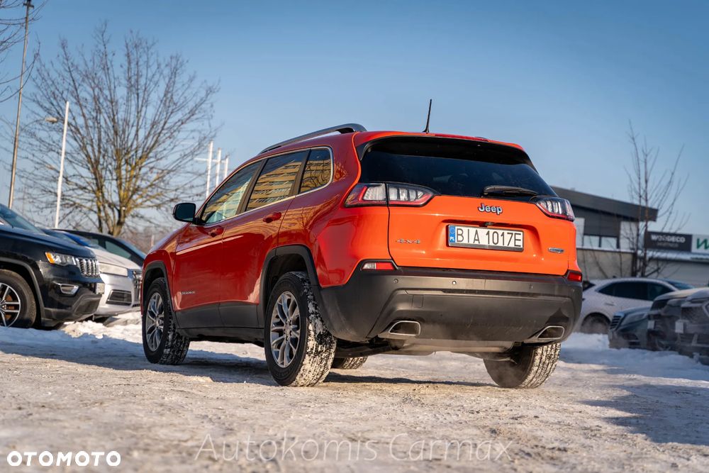 Jeep Cherokee - 10