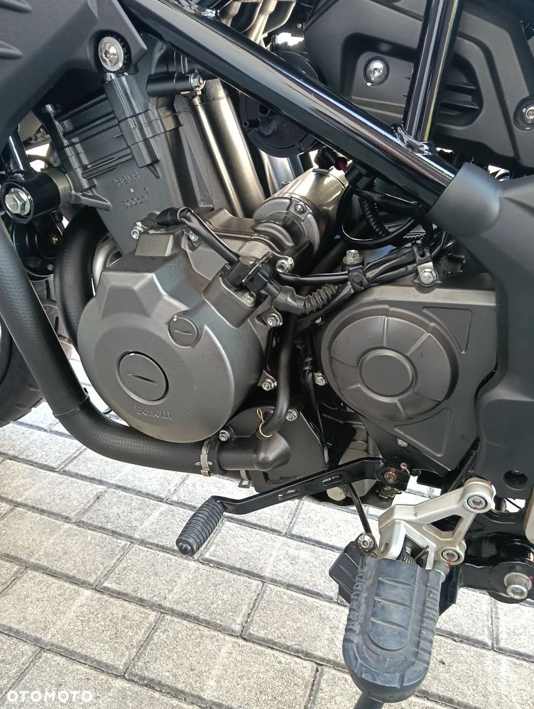 Benelli TRK 502X - 15