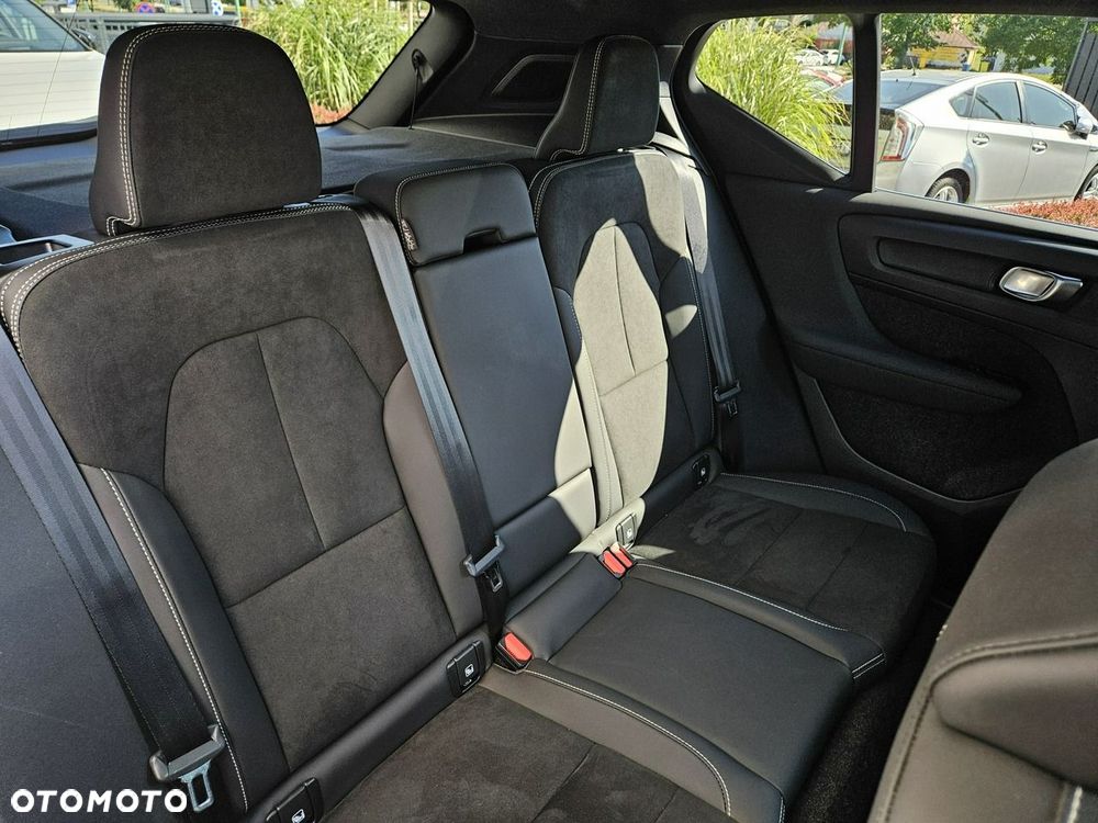 Volvo XC 40 B5 B AWD Ultimate Bright - 13